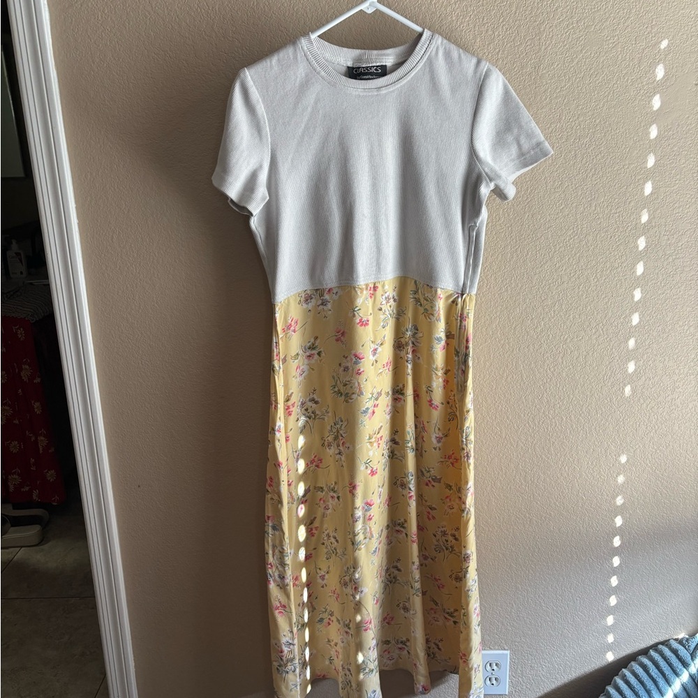 True Vintage Floral Yellow and White Dress L